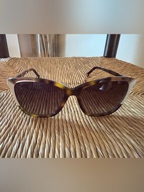 Carolina Herrera Havana Tortoise Ivory Trim Sunglasses CH 0052/S